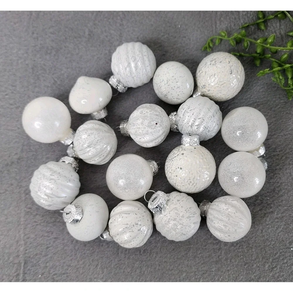Kugel‎ Vintage Style White Mini Glass Christmas 2